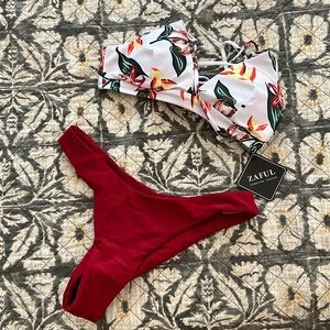 • BNWT • Floral Swimsuit, Sz. S